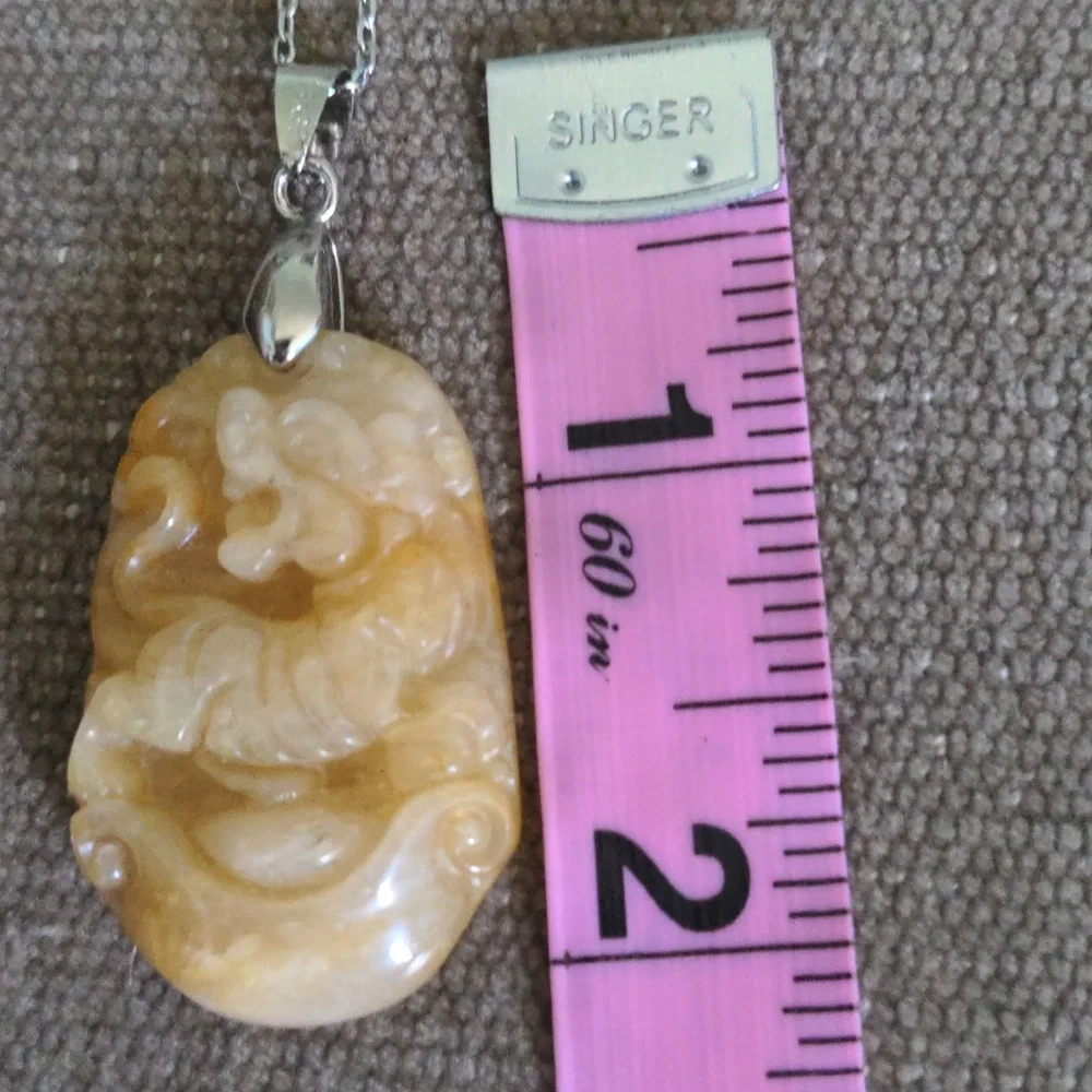 Golden Jade Sterling Silver Pendant Necklace. Hand Carved Tiger. Burma Artisan - Picture 3 of 8